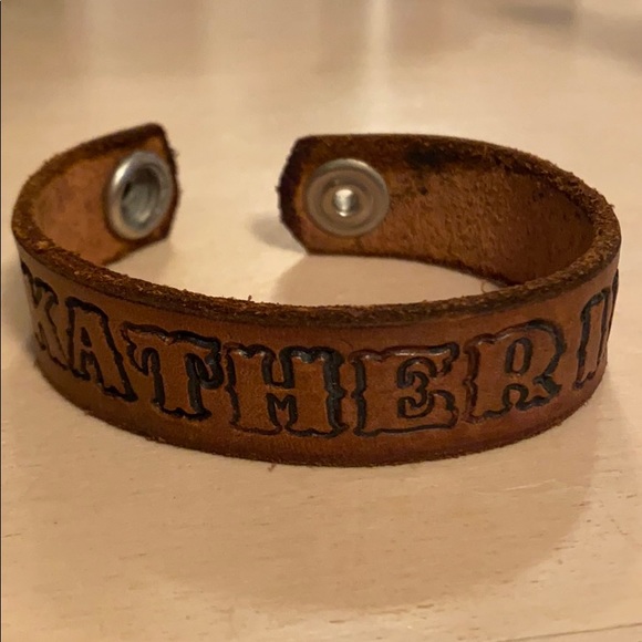 KATHERINE leather bracelet - Picture 1 of 2